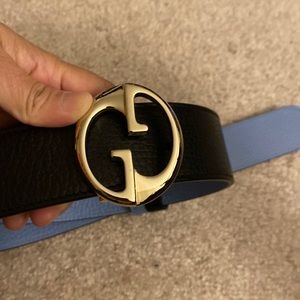 Gucci interlocking reversible belt black and blue size 80=32inches